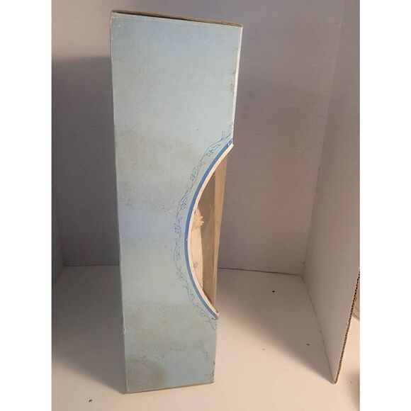 Vintage 1984 Precious Ones Porcelain Collection Little Miss Muffet Doll IOB - Picture 6 of 6